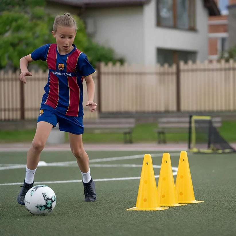 Interaktive Fußball-Trainingsmatte mit Video-Coaching