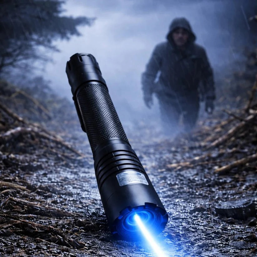 Wiederaufladbare Taschenlampe mit einstellbarem Fokus und Laser