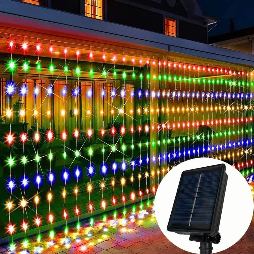 Solarbetriebene Lichtervorhänge für den Außenbereich – Perfekte Gartenbeleuchtung