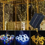 Solarbetriebene Lichtervorhänge für den Außenbereich – Perfekte Gartenbeleuchtung