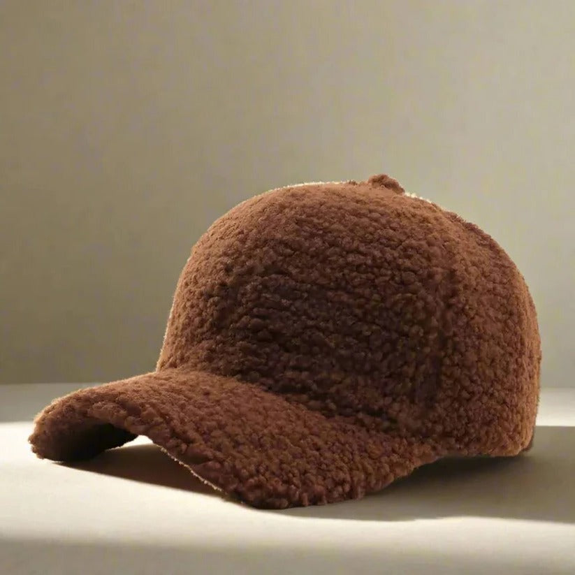 Verstellbare Teddy-Mütze für gemütliche Herbst- und Wintertage
