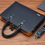 Hochwertige Laptop Schultertasche aus Leder für 14 bis 15 Zoll Laptops