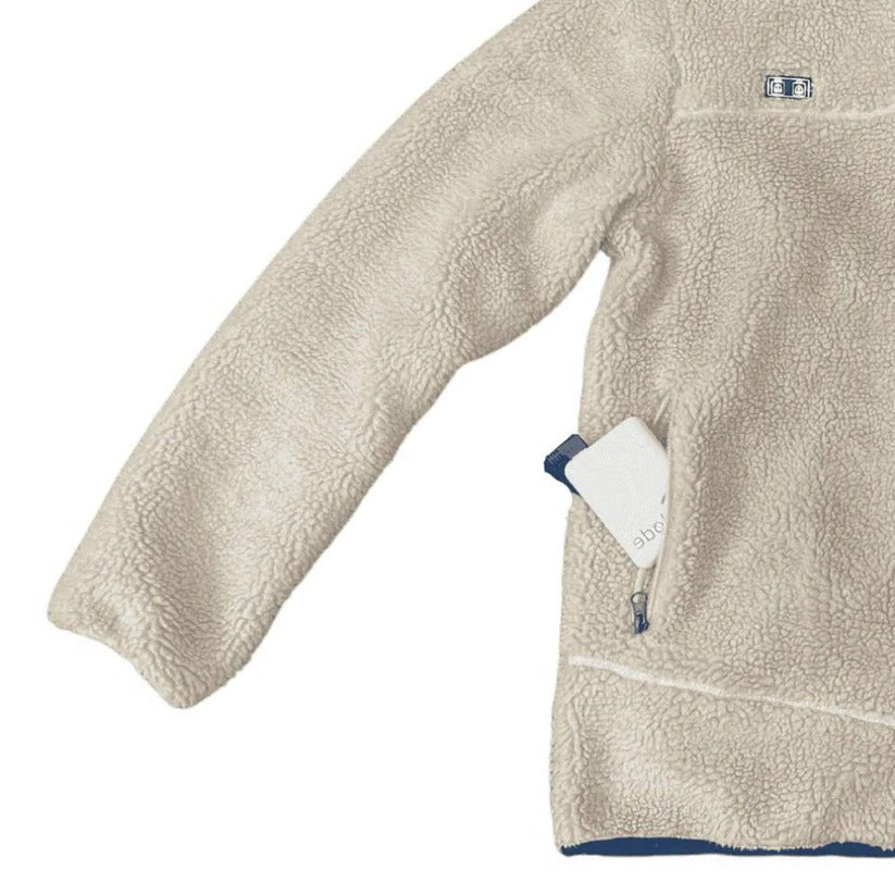 Wärmeisolierte Fleece-Weste mit individuell einstellbaren Temperaturzonen