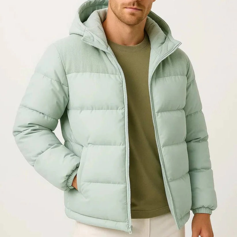 Leichte Herren Steppjacke mit Kapuze für kalte Tage