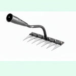 Ergonomischer Gartenrechen aus Stahl für effizientes Unkrautjäten