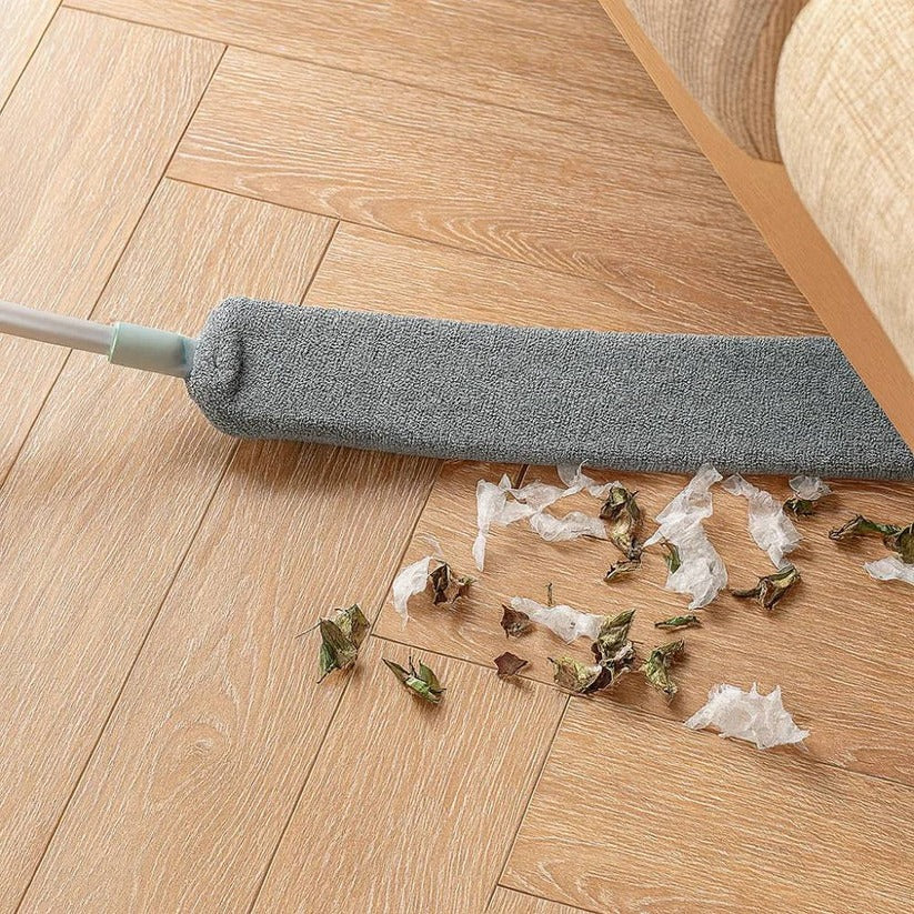 Verstellbarer Flachstaubwedel für hohe Flächen und enge Stellen