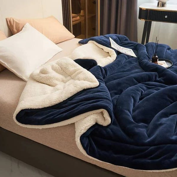 Bequeme Fleece-Decke für Sofa und Bett – Ideal für Reisen