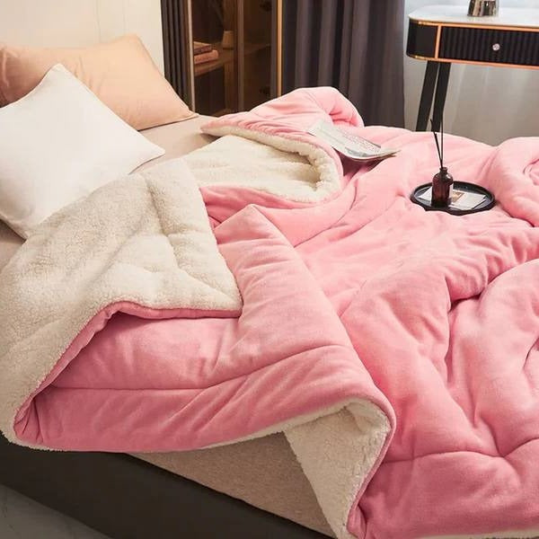 Kuschelige Fleece-Decke für Sofa und Bett – Perfekt für Reisen