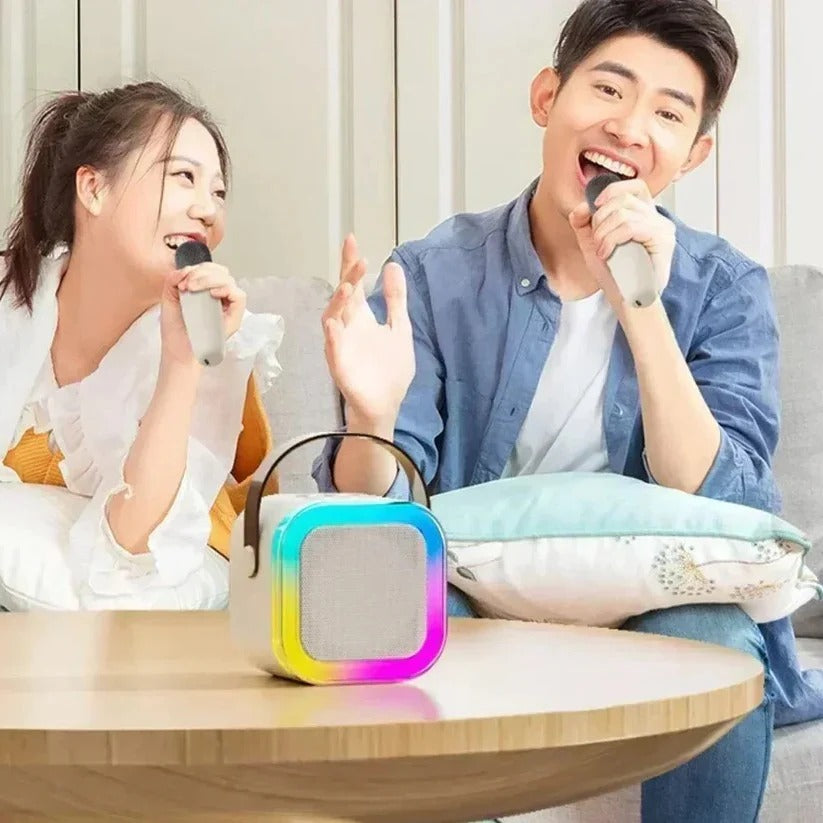Tragbare Karaoke-Anlage mit Bluetooth und zwei Mikrofonen