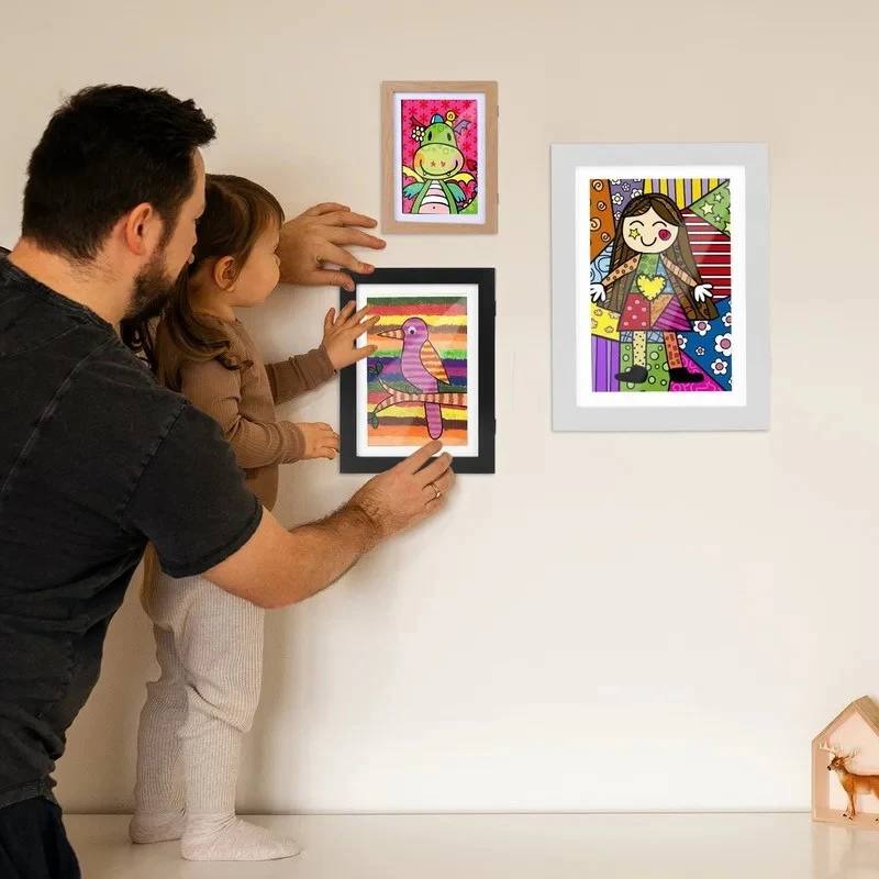 Großer Rotierender Bilderrahmen für Kinderkunstwerke – 150 Zeichnungen