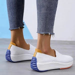 Luftige Slip-On Sneakers für Damen mit Weitem Zehenbereich und Gepolsterter Sohle