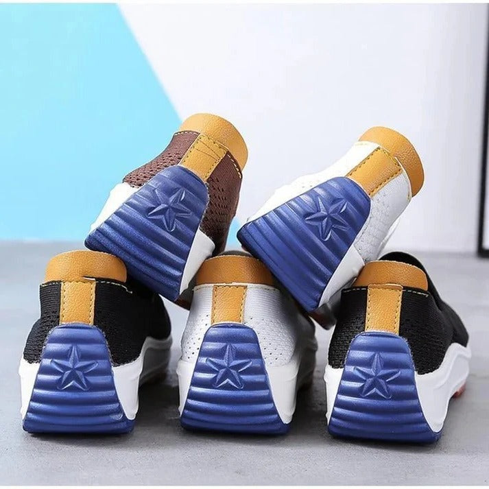 Luftige Slip-On Sneakers für Damen mit Weitem Zehenbereich und Gepolsterter Sohle