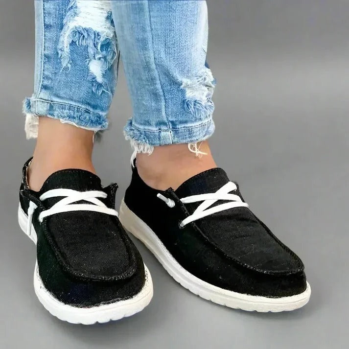 Bequeme Sneaker mit breiter Zehenbox und gepolsterter Innensohle