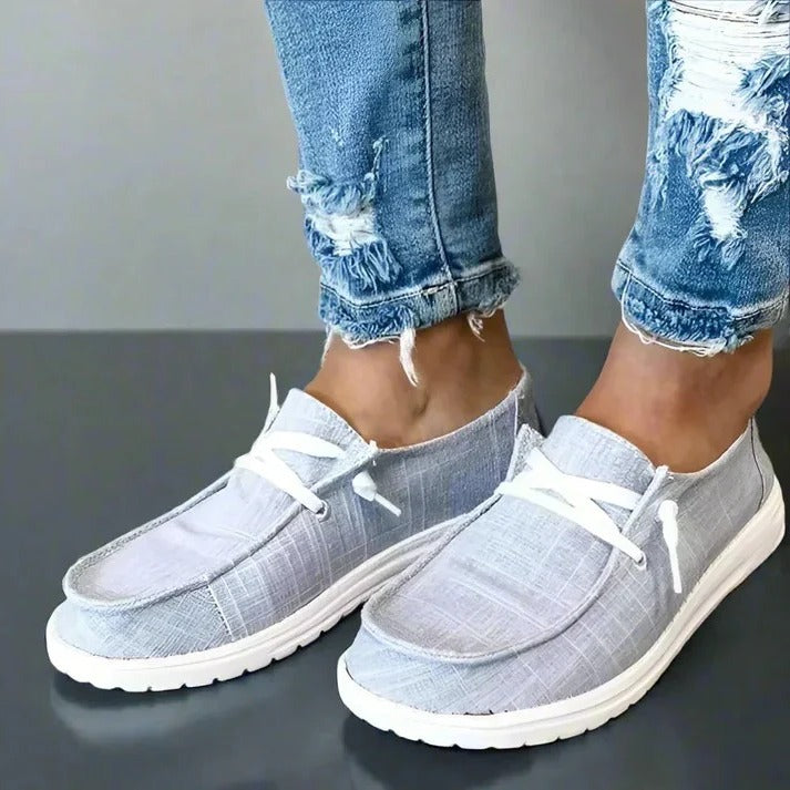 Bequeme Sneaker mit breiter Zehenbox und gepolsterter Innensohle