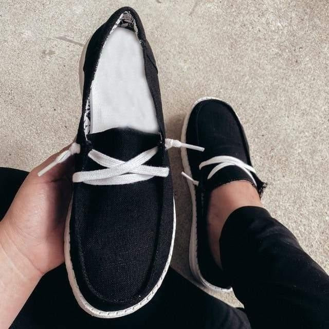 Bequeme Sneaker mit breiter Zehenbox und gepolsterter Innensohle