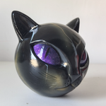 Faszinierende Katzenkopf Skulptur – Kunstvolles Wohnaccessoire mit Detailreichtum