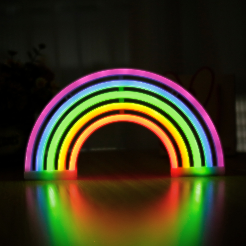 Color-Changing Mood Light for Any Room - LED Lamp with Flexible Color Options and Energy-Saving Design