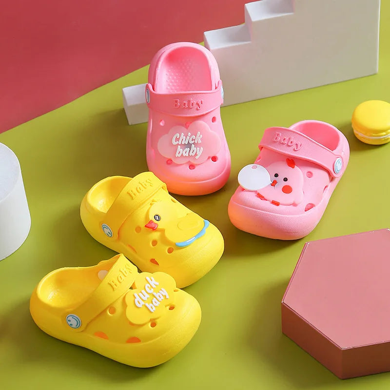 Kinderslipper mit atmungsaktivem Design