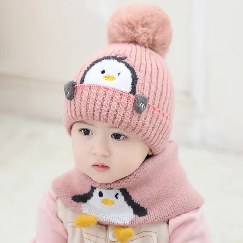 Strickmützen- und Schal-Set für Kinder im Pinguin-Design