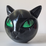 Faszinierende Katzenkopf Skulptur – Kunstvolles Wohnaccessoire mit Detailreichtum