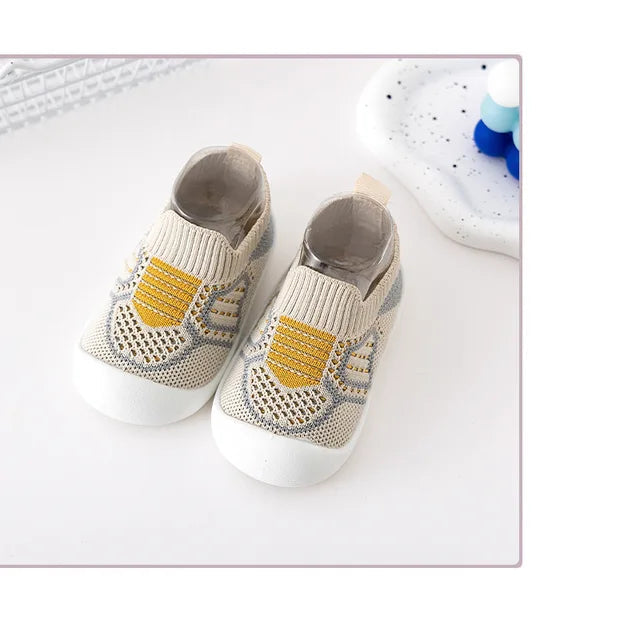 Atmungsaktive Sneakers für Kleinkinder – Bequeme Schuhe für Babys