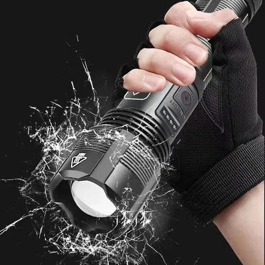 Wasserdichte LED-Taschenlampe mit Heller Beleuchtung für Outdoor
