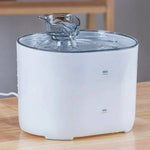 Intelligente Katzenwasserquelle mit Filtersystem