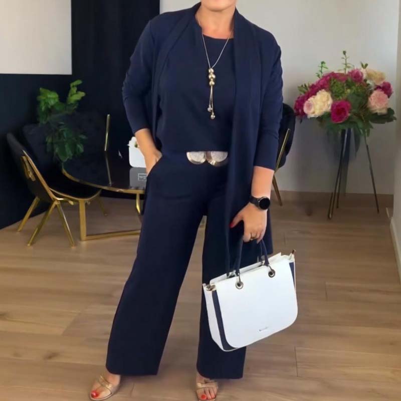 Dreiteiliges Lounge-Set für Damen: Cardigan, Top und Hose