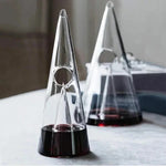 Doppelt-Pyramiden-Wasserkaraffe mit Wasserfall-Design