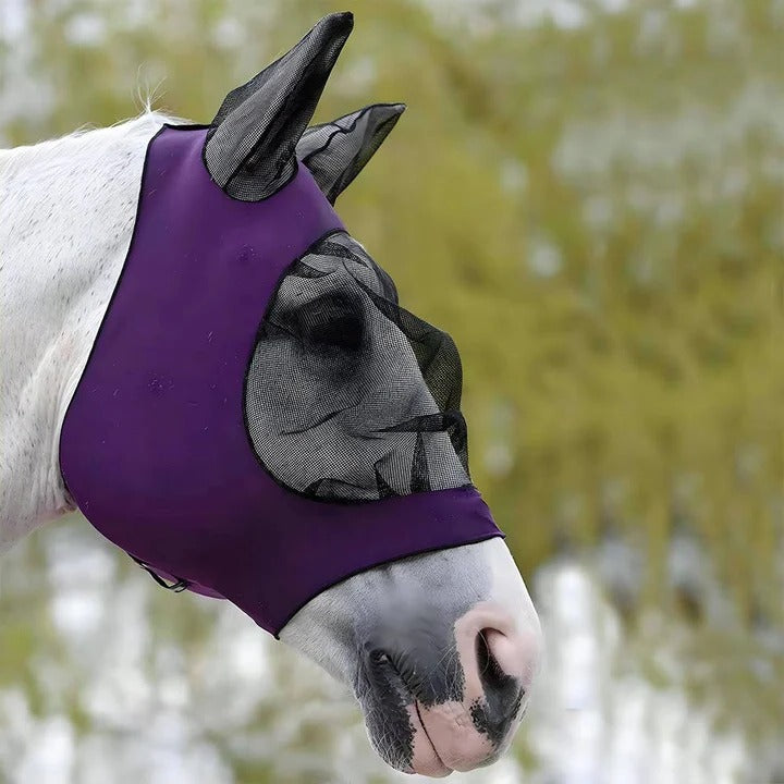 Schützende Fliegenmaske für Pferde mit atmungsaktivem Design