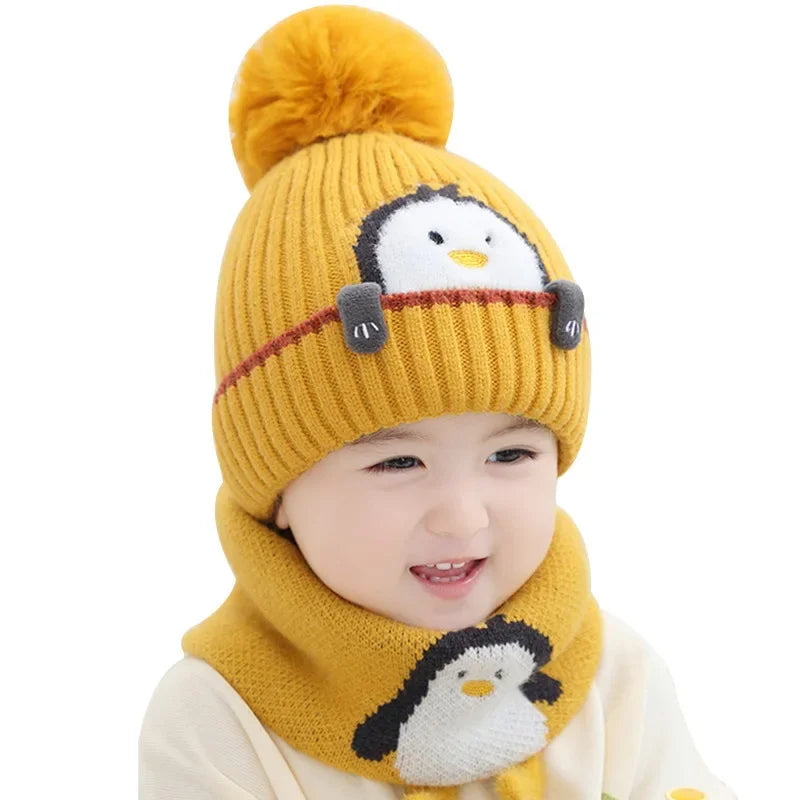 Strickmützen- und Schal-Set für Kinder im Pinguin-Design