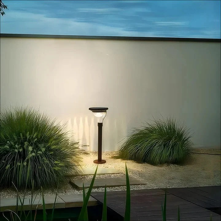 Solarbetriebene LED-Außenlampe mit Bewegungsmelder