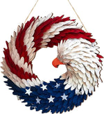 Holzkranz mit Adler-Motiv für feierliche Dekoration