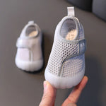 Atmungsaktive und rutschfeste Schuhe für Kinder – leicht