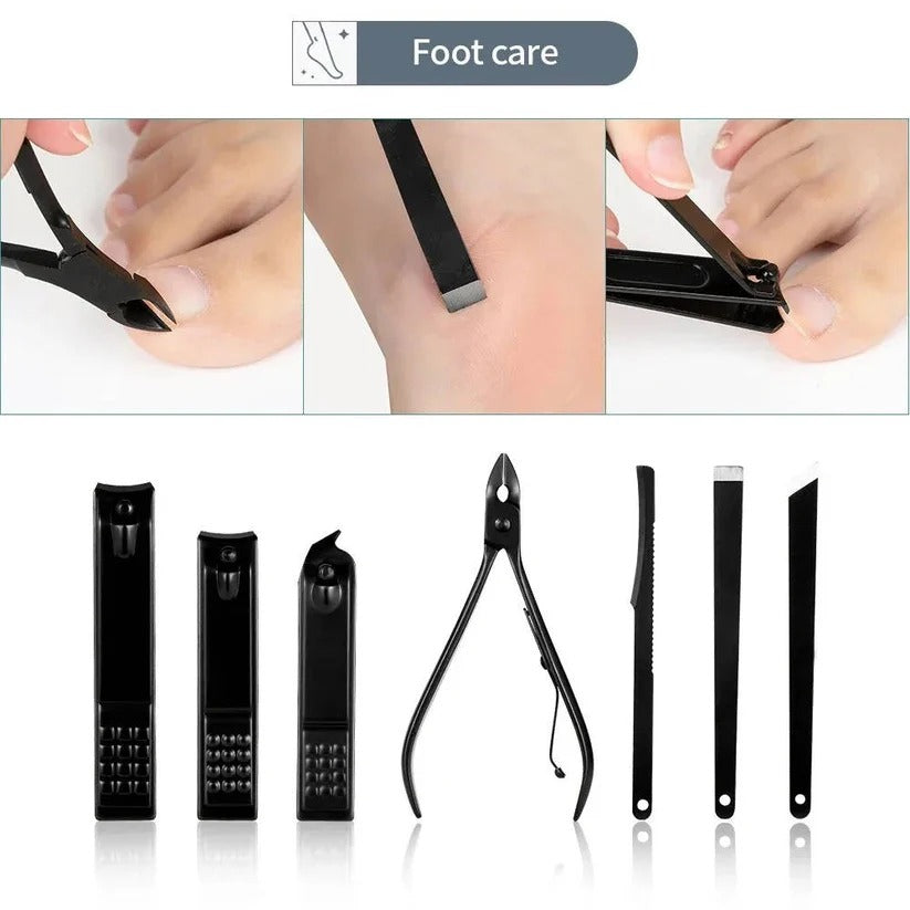 Praktisches 24-teiliges Nagelpflege-Set in Lederetui