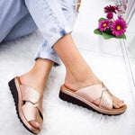 Bequeme Sommer-Sandalen mit breiter Zehenbox und offenem Design
