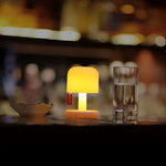 Kompakte Projektionslampe für beruhigende Sonnenuntergänge