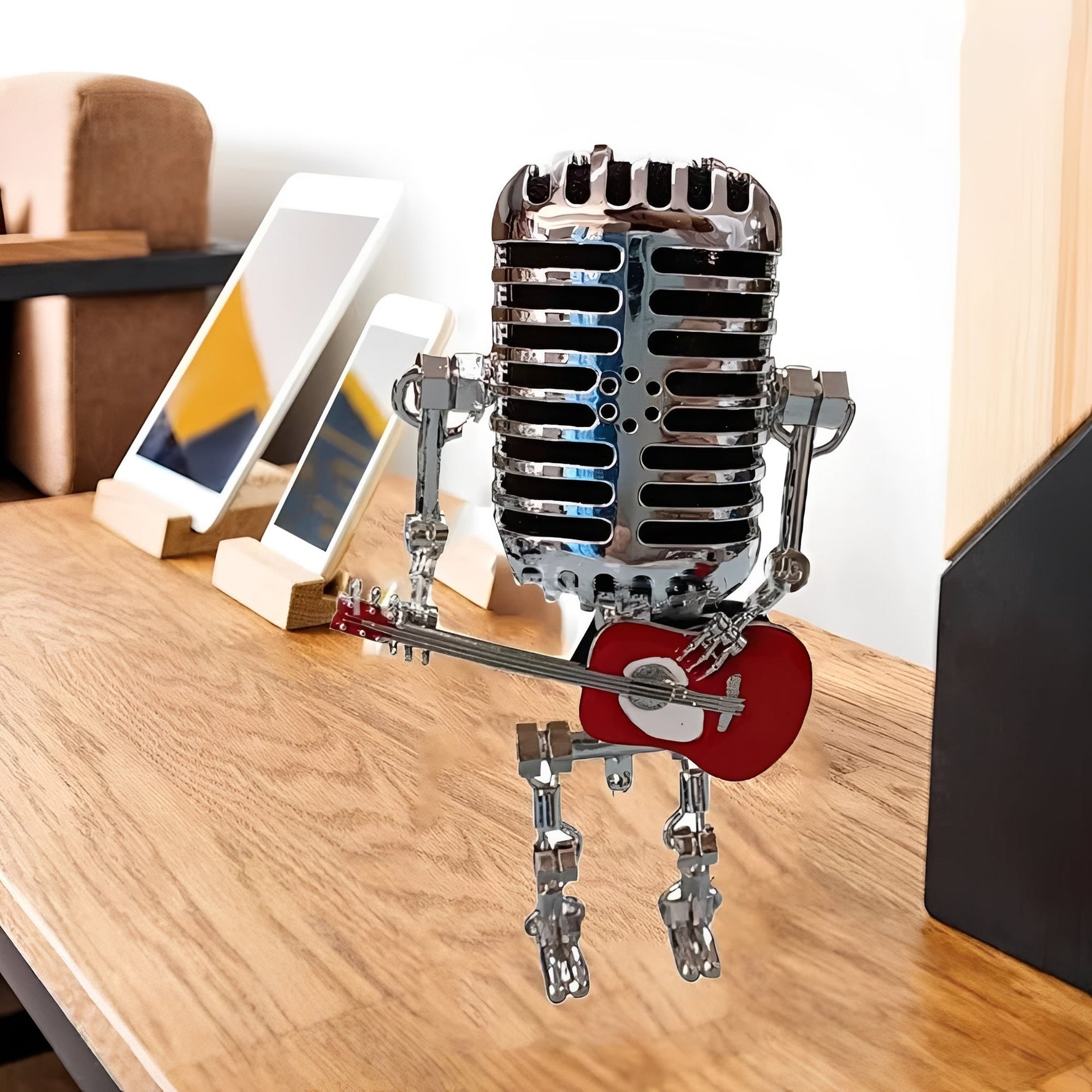 Kreative LED Tischlampe im Retro-Roboterdesign