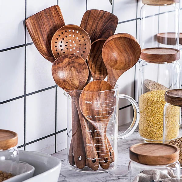 Hochwertiges Kochutensilien-Set aus Teakholz, 8-teilig