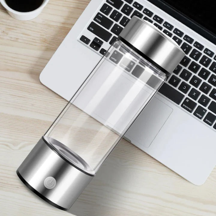 Wiederaufladbare Wasserflasche mit Wasserstoffinfusion in Glasdesign