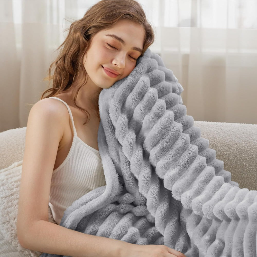 Luxuriöse Fleece-Decke – Weiche und Vielseitige Wohndecke für Jeden Anlass