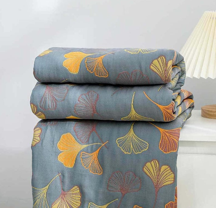 Natürliche Eleganz: Ginkgo Tagesdecke für Ihr Zuhause