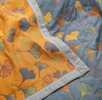 Natürliche Eleganz: Ginkgo Tagesdecke für Ihr Zuhause