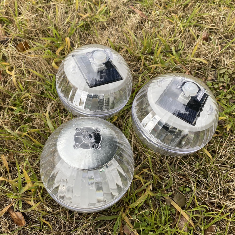 Solarbetriebene Schwimmlichter – Wetterfeste LED-Kugeln mit Farbwechsel
