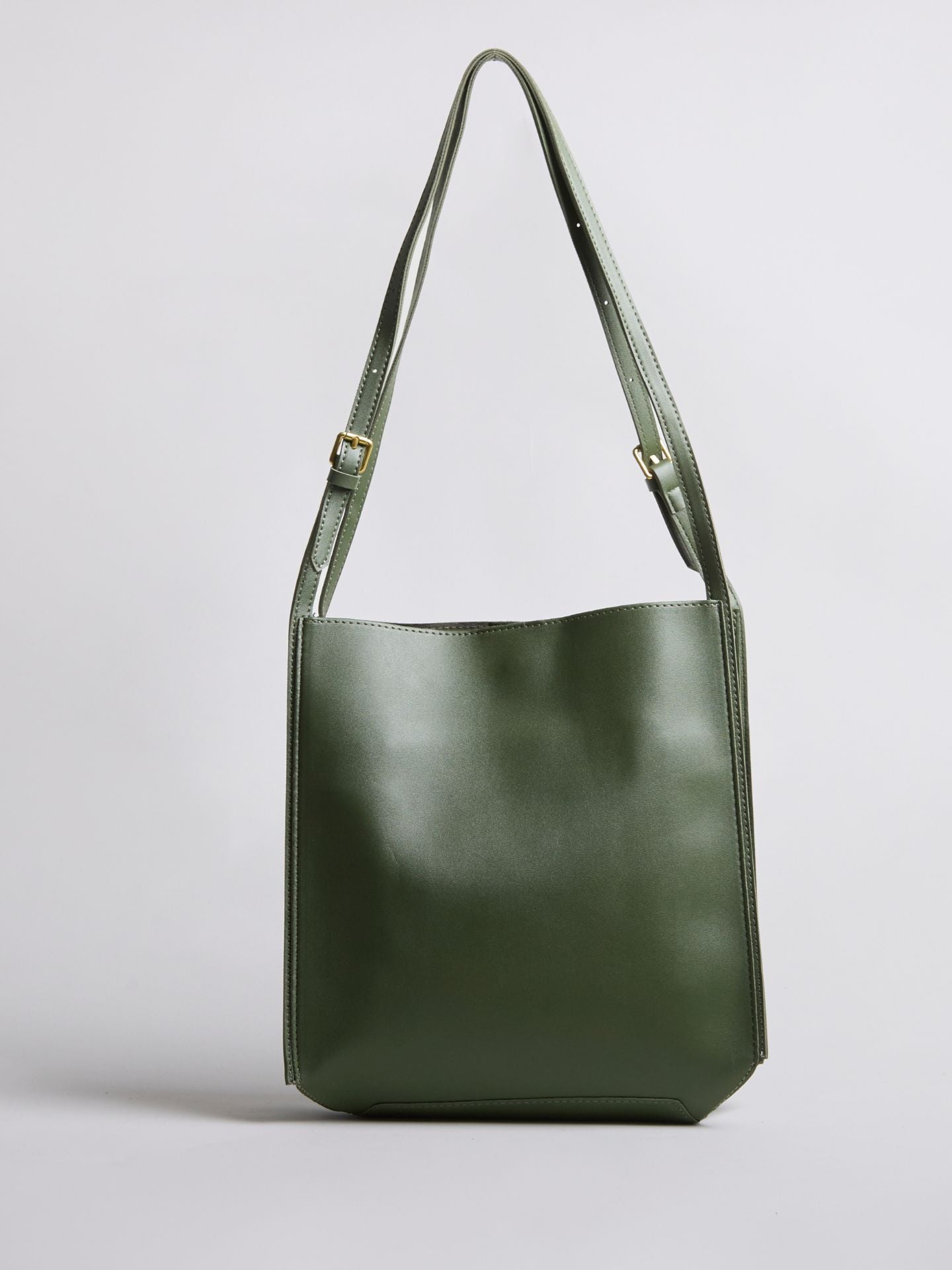 Stylish Handbag for Women with Flexible Carrying Option