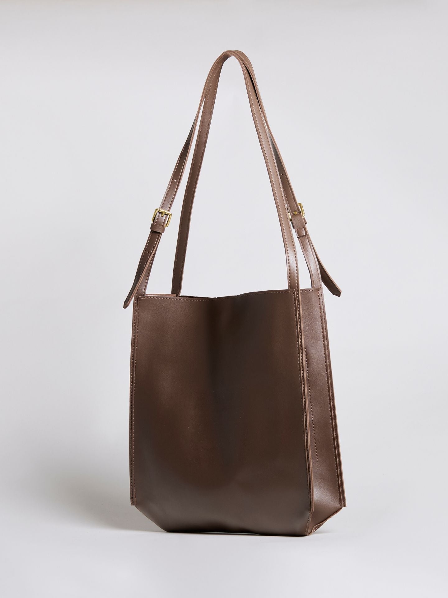 Stylish Handbag for Women with Flexible Carrying Option