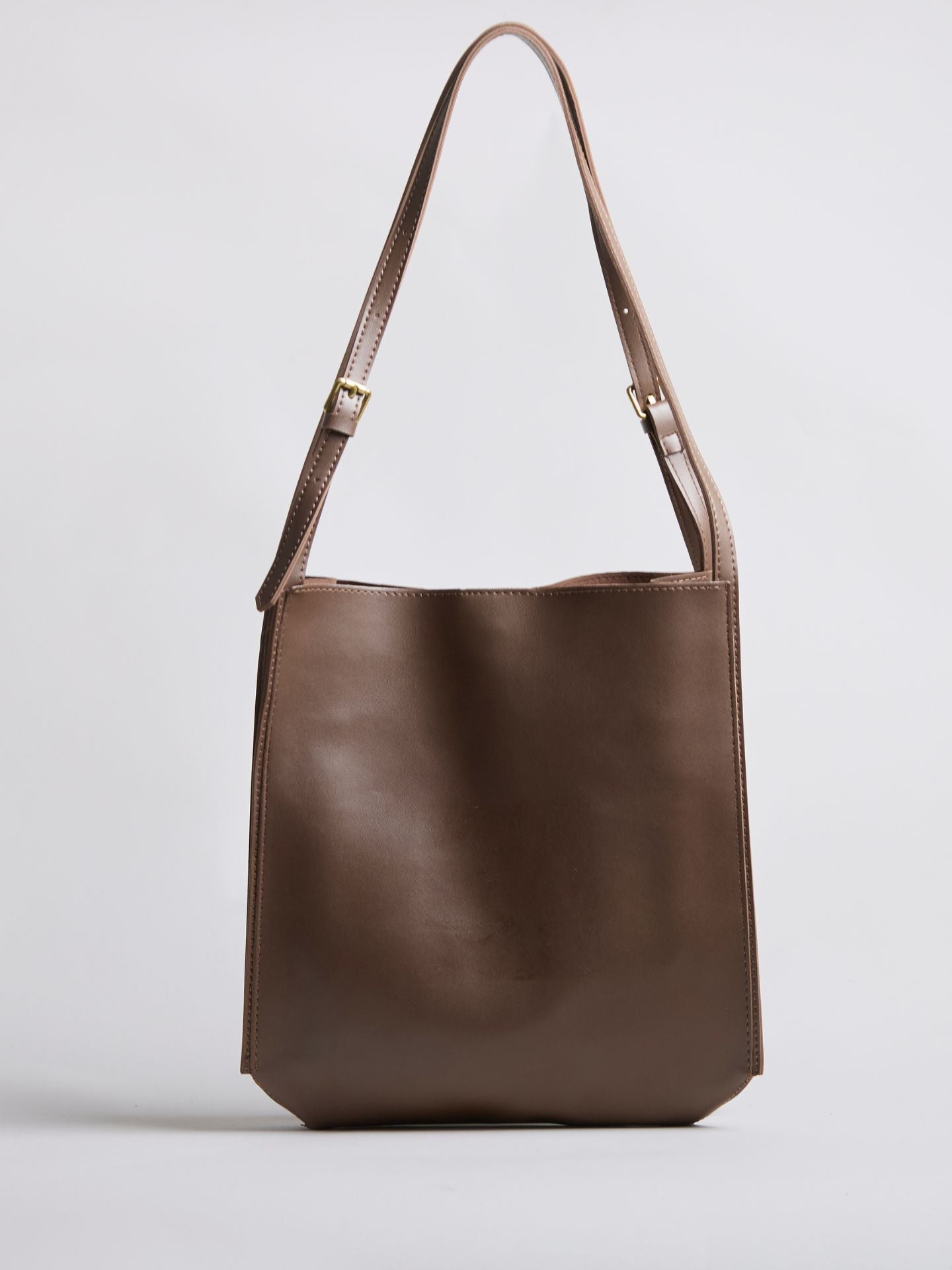 Stylish Handbag for Women with Flexible Carrying Option