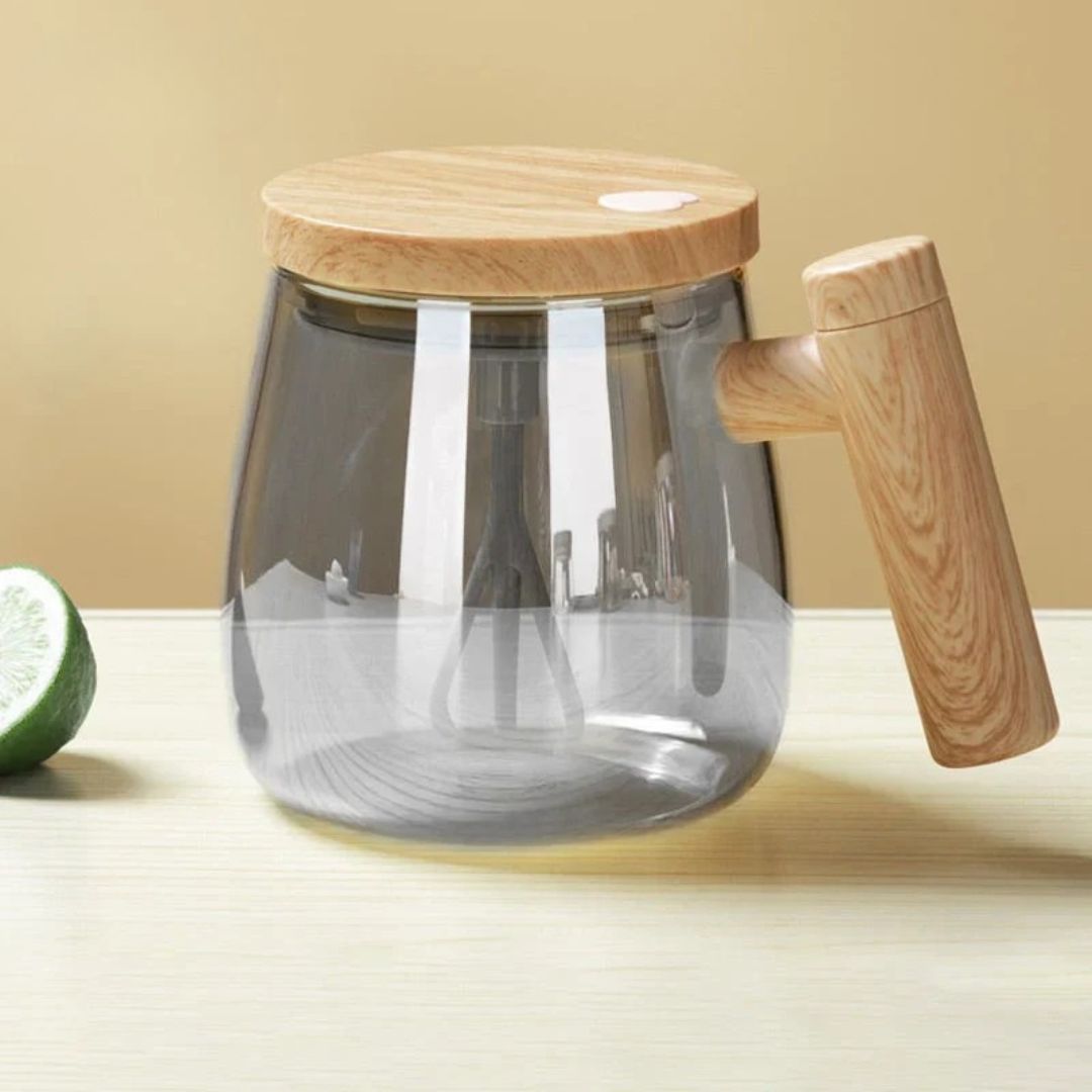 Automatische Kaffeetasse mit Holzgriff – Innovativer Genuss