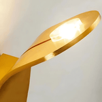 Elegant Wall Sconce in Brushed Metal – Minimalist Light for Stylish Spaces