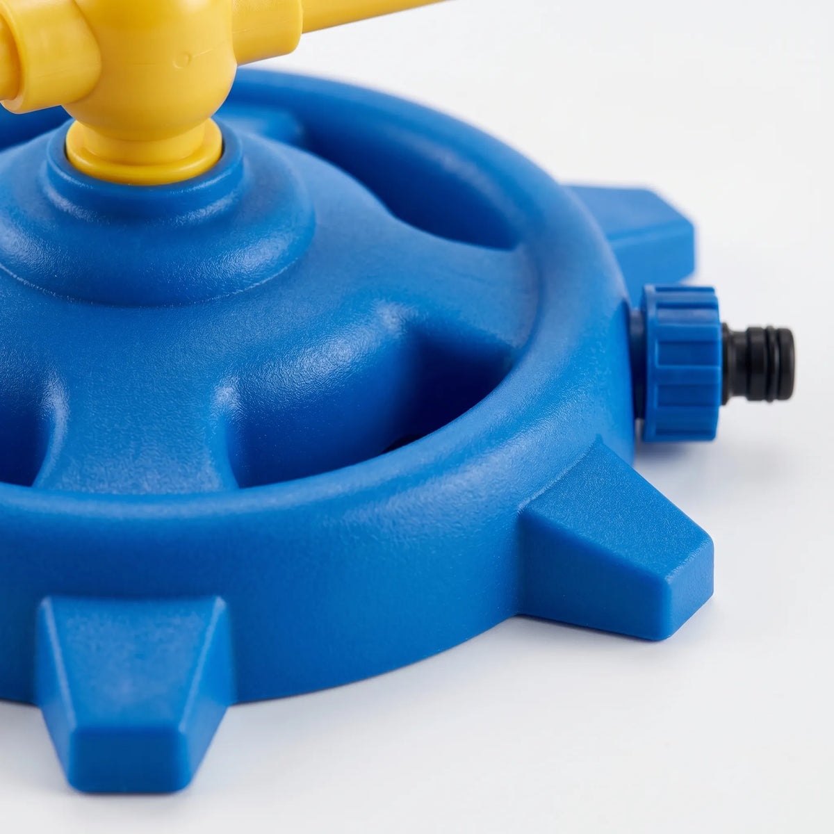 Outdoor Fun Rotating Water Sprinkler for Children